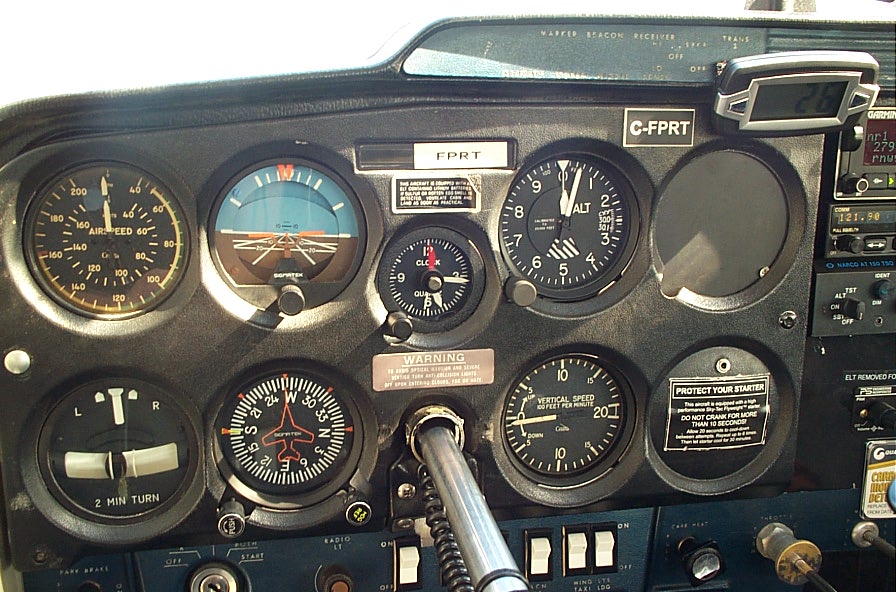 Aircraft For Sale Cessna 150 FPRT (604) 532-6461  4